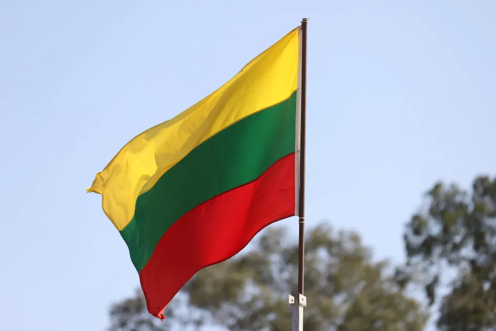 lithuania-to-stop-recognising-russian-non-biometric-passports-from-june-1