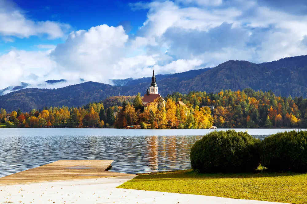 new-digital-nomad-visa-set-for-launch-in-slovenia-by-november-2025